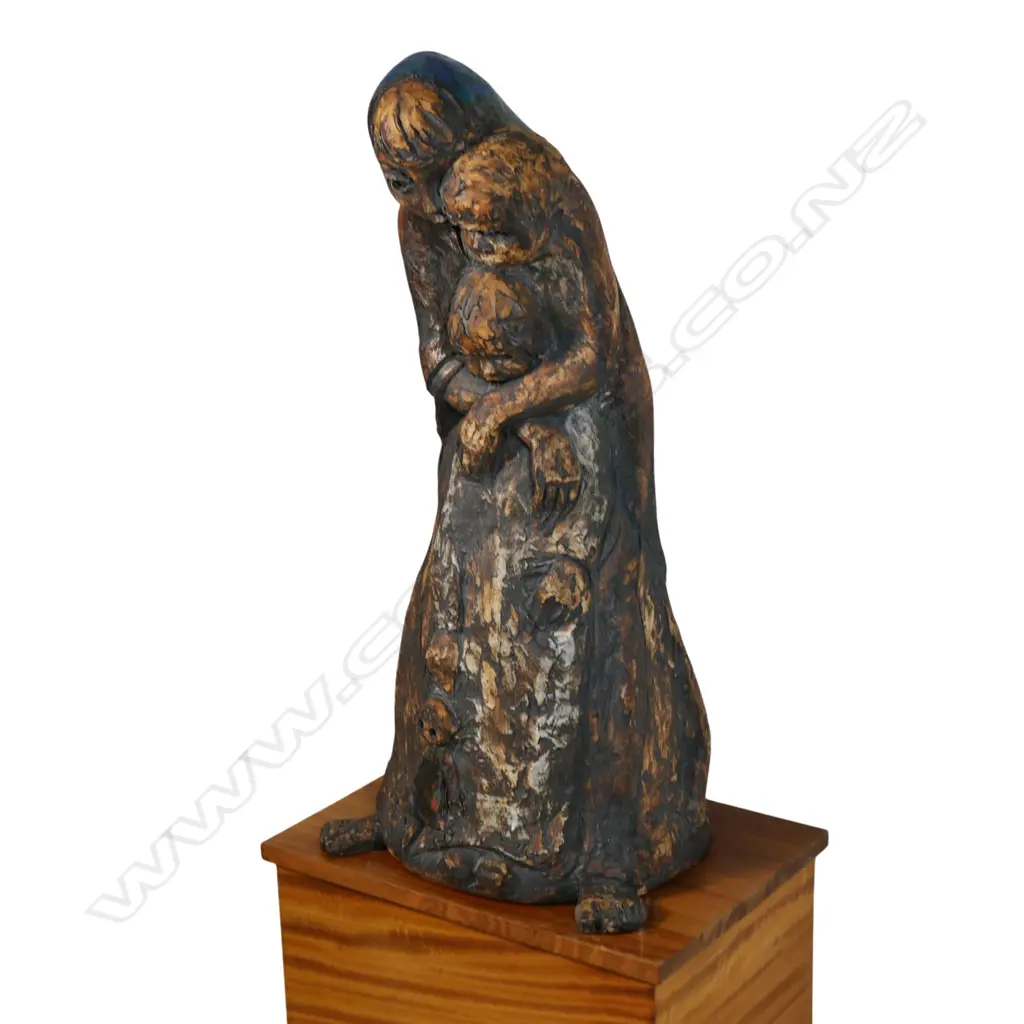 Muriel Moody (1907-1991) tall stoneware sculpture Mother with Children, Image 1++