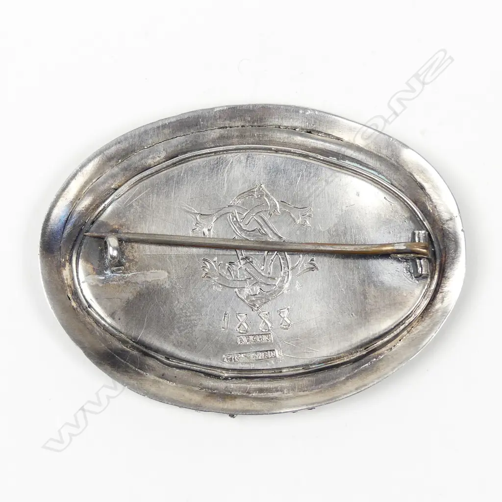 A rare and large 19thC New Zealand historical silver Māori themed brooch by Adolph Kohn, Image 1++