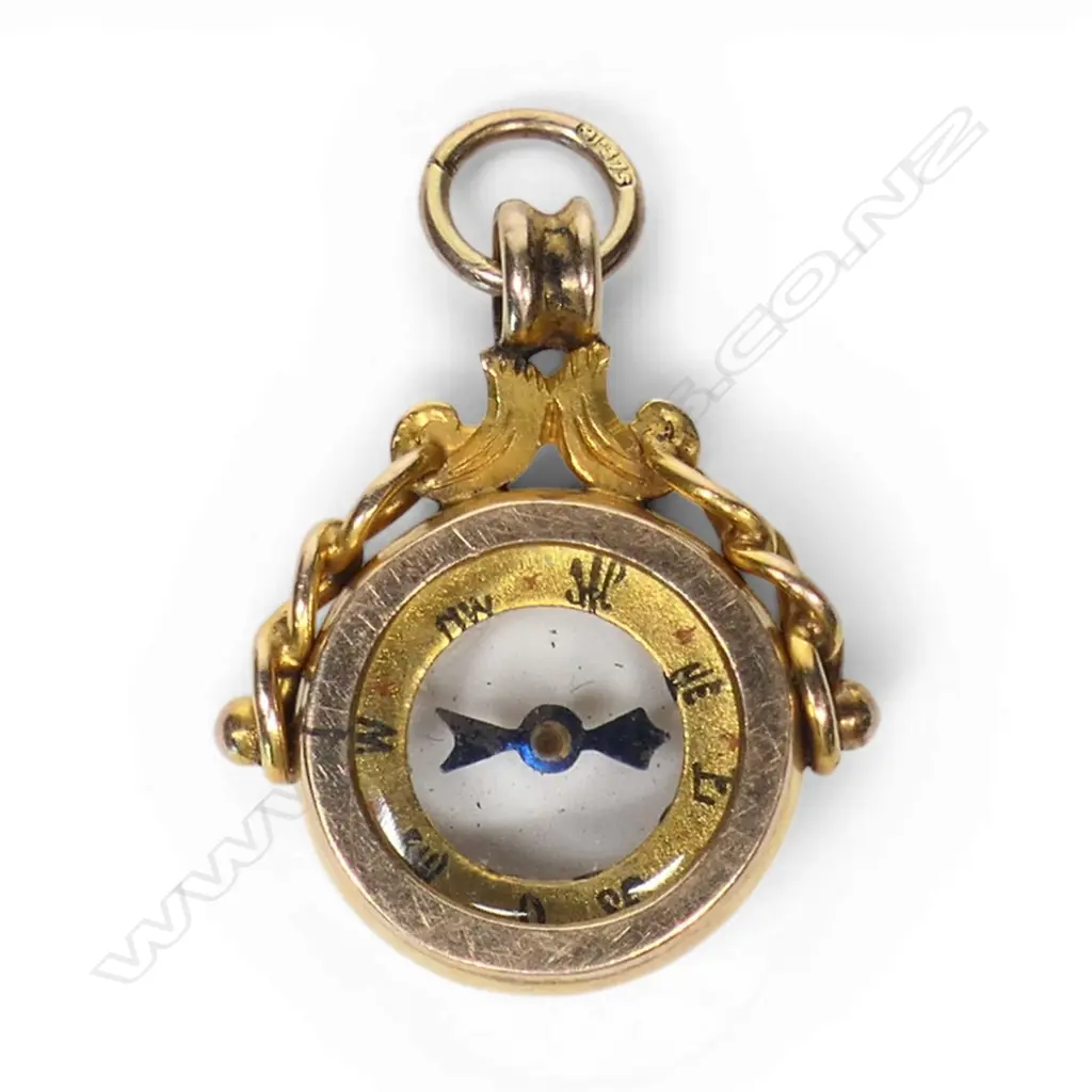 A c.1900 9ct gold compass fob, Image 1++