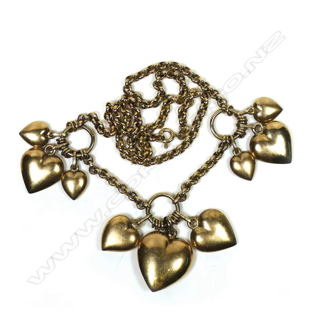A 9ct gold multi heart necklace, Image 1++