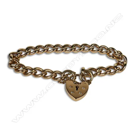 A 9ct gold curb link bracelet,