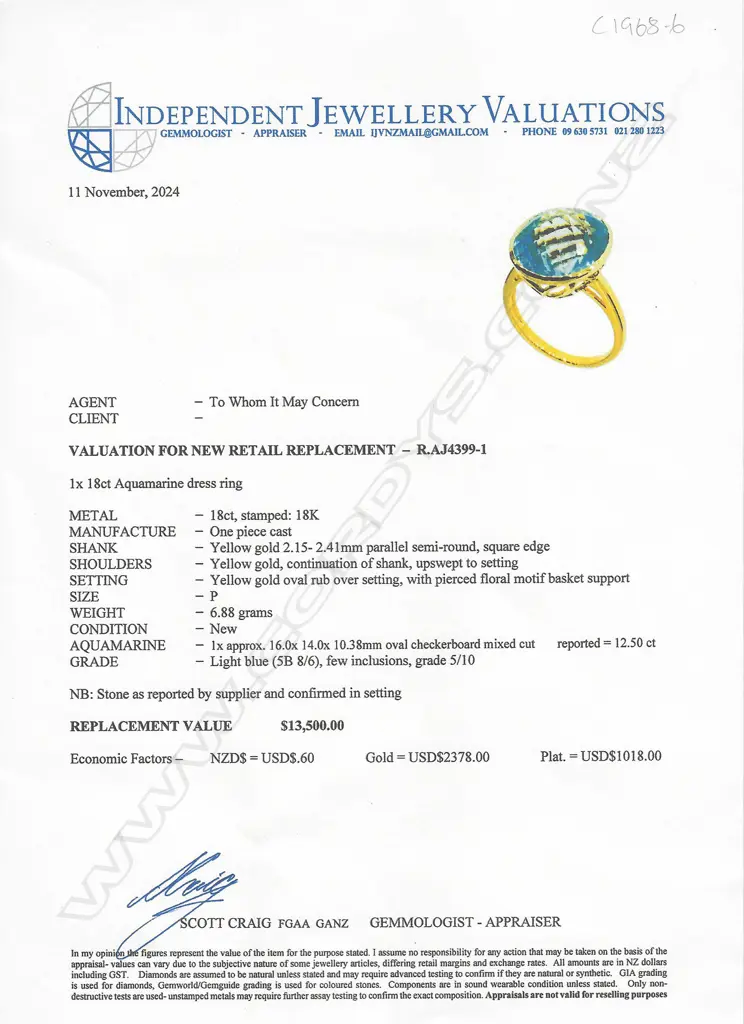 An 18ct gold and aquamarine ring, Image 1++