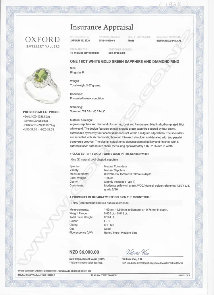 An 18ct white gold green sapphire and diamond ring, Image 1++