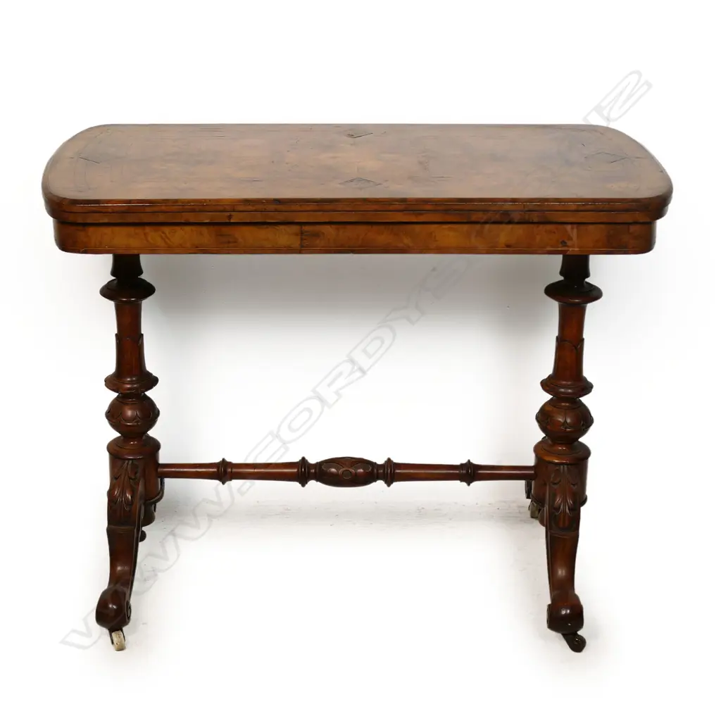 Victorian figured walnut inlaid fold-over top games table, Image 1++