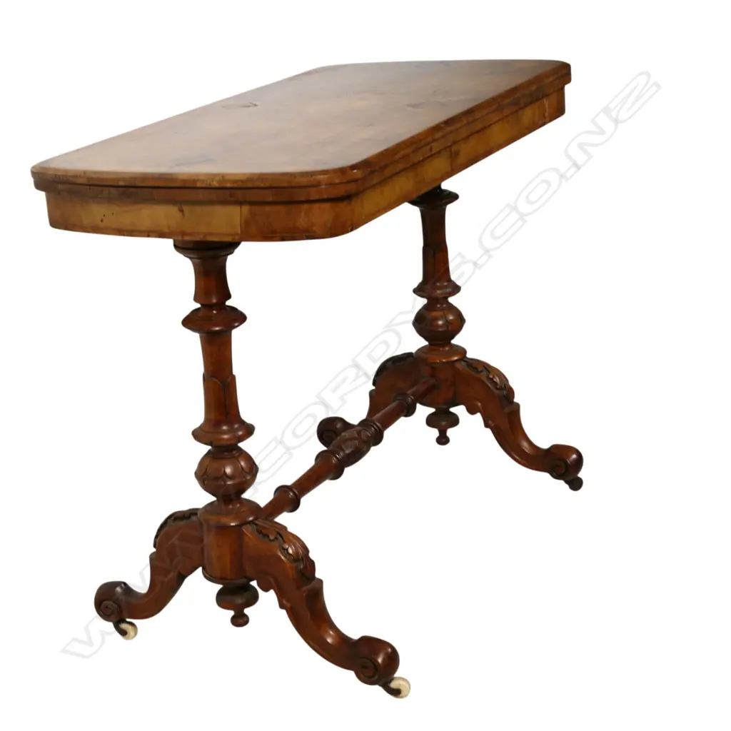 Victorian figured walnut inlaid fold-over top games table, Image 1++
