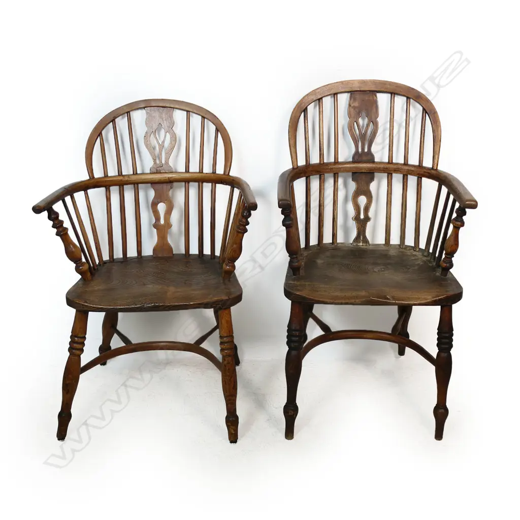 A near pair of good George III Windsor armchairs, Image 1++