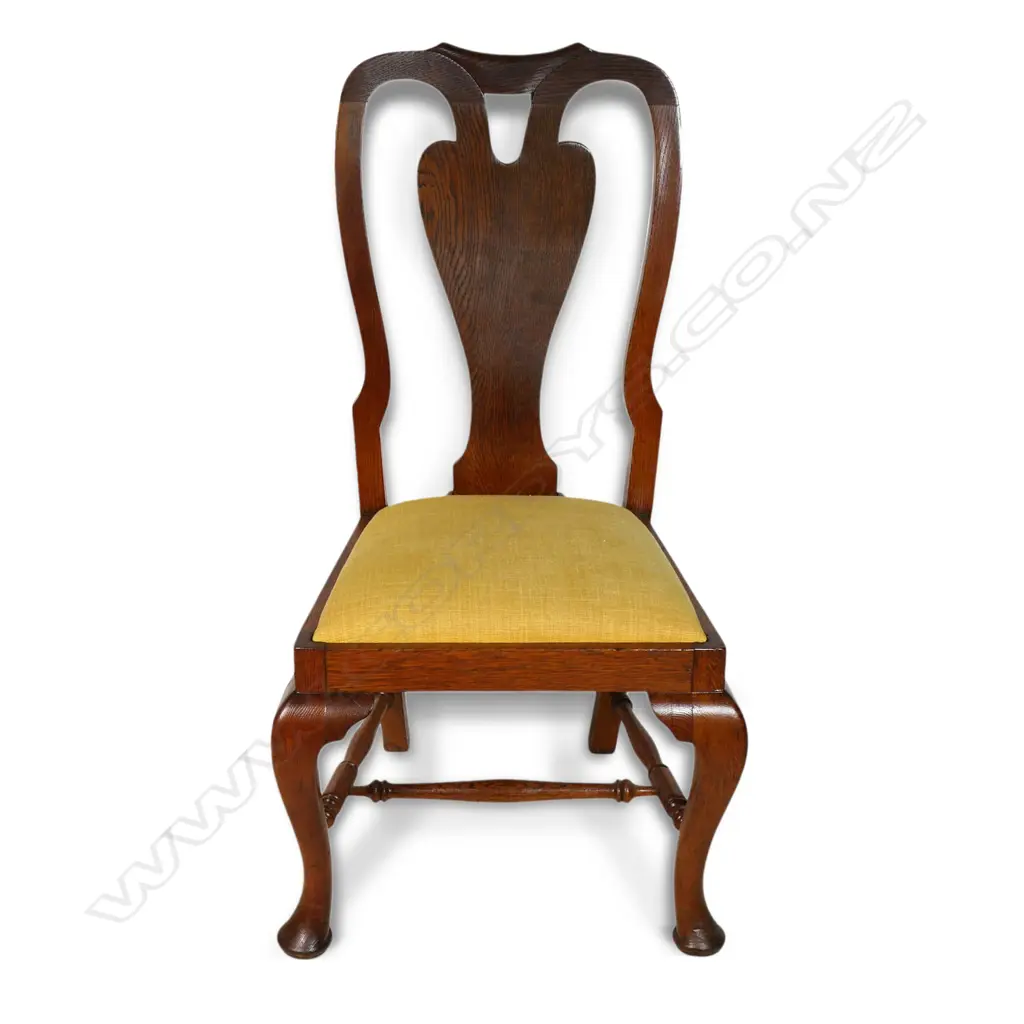 An American c.1925 Queen Anne-style oak chair, Image 1++