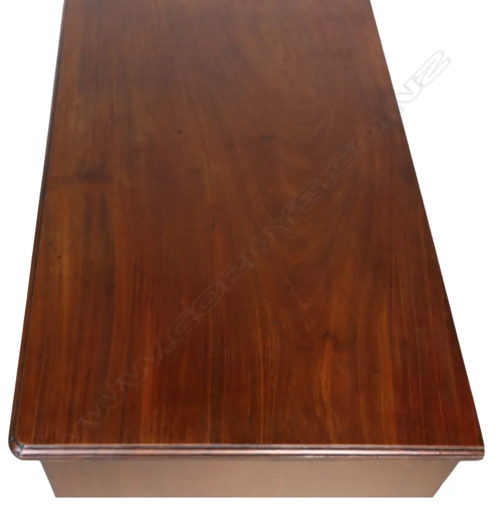George III mahogany knee hole desk, Image 1++