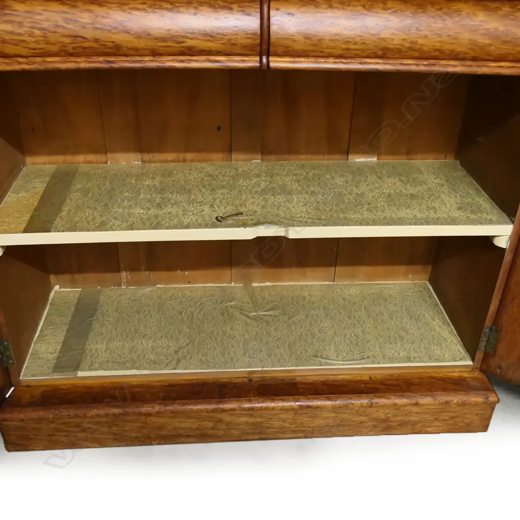 A colonial mottled kauri chiffonier, Image 1++