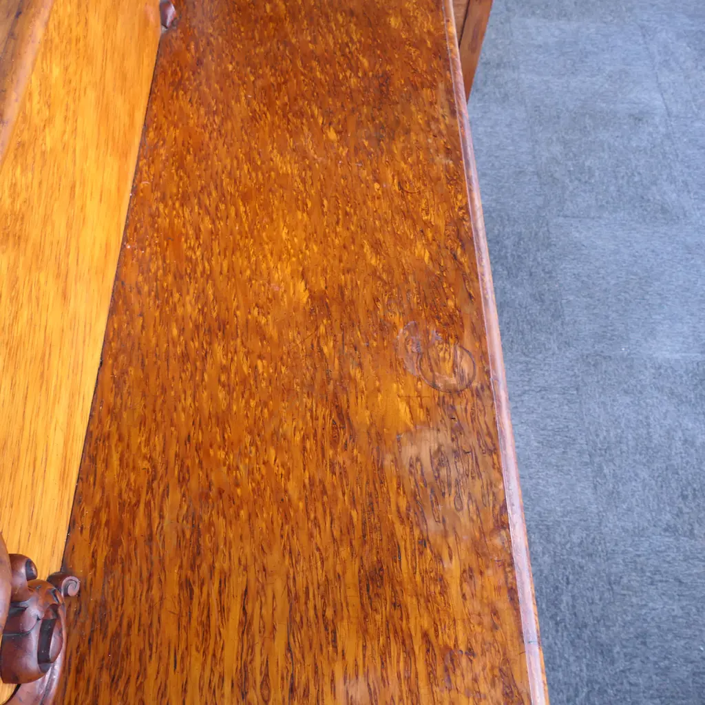 A colonial mottled kauri chiffonier, Image 1++