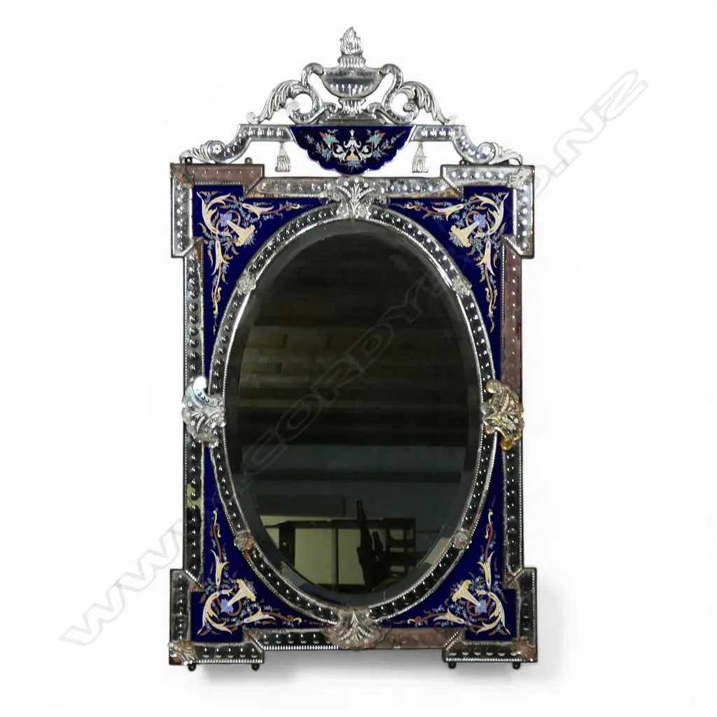 An impressive 19thC Venetian glass mirror, Image 1++