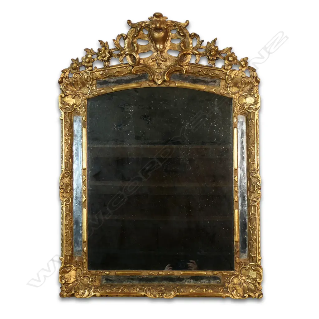 A 19thC cushion style mirror, Image 1++
