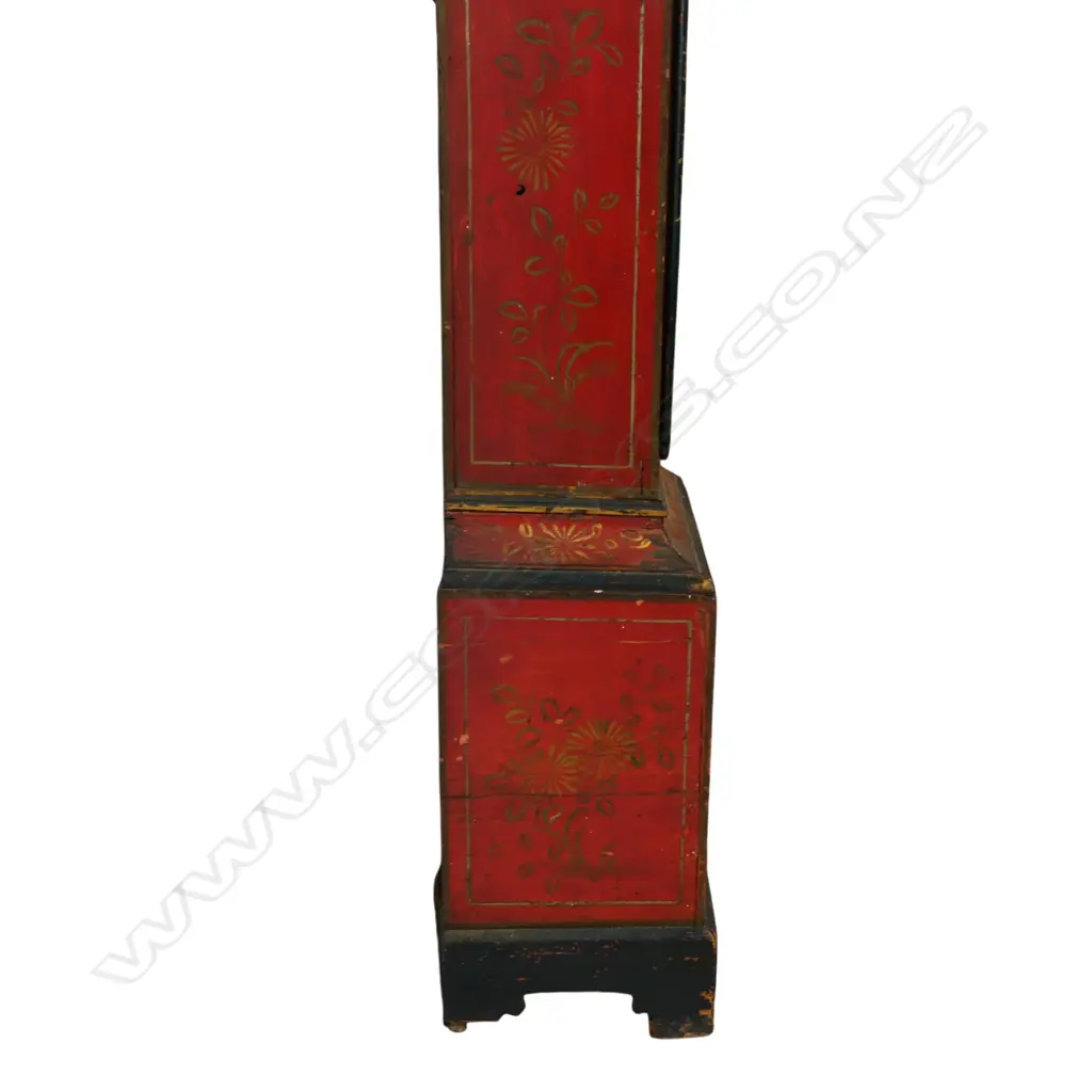 An 18thC red chinoiserie decorated pagoda top longcase clock, Image 1++