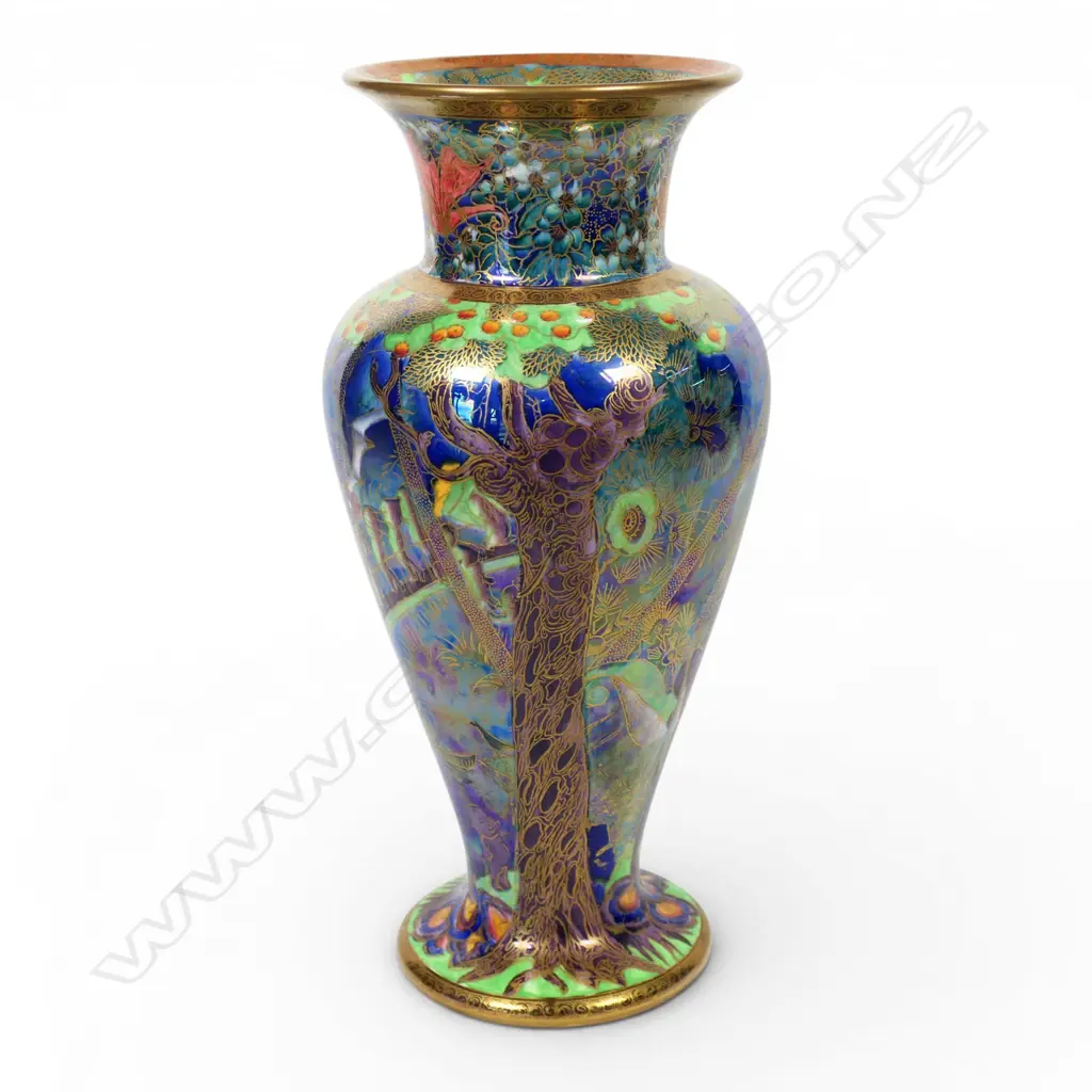 A large Wedgwood Fairyland lustre baluster vase, Image 1++