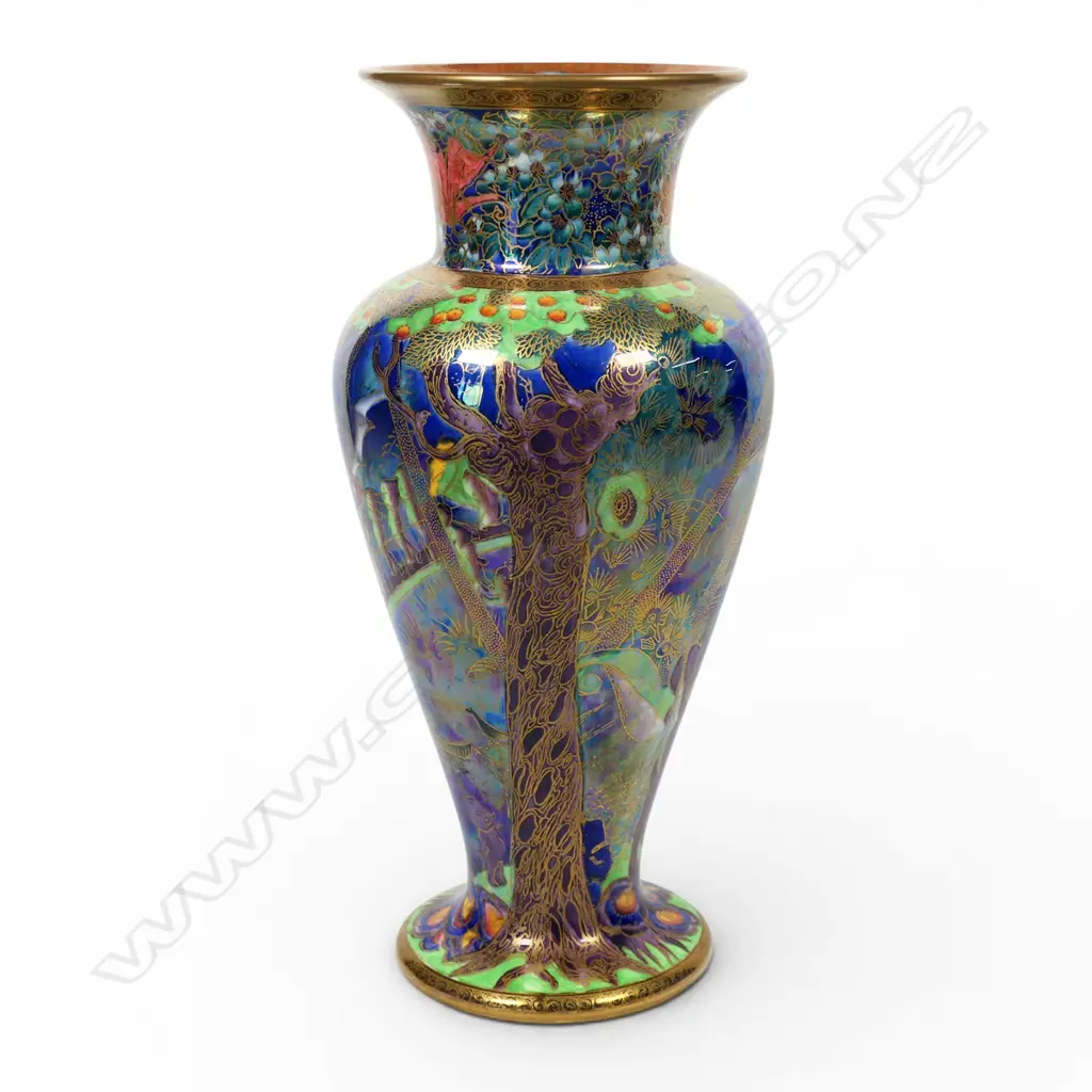 A large Wedgwood Fairyland lustre baluster vase, Image 1++