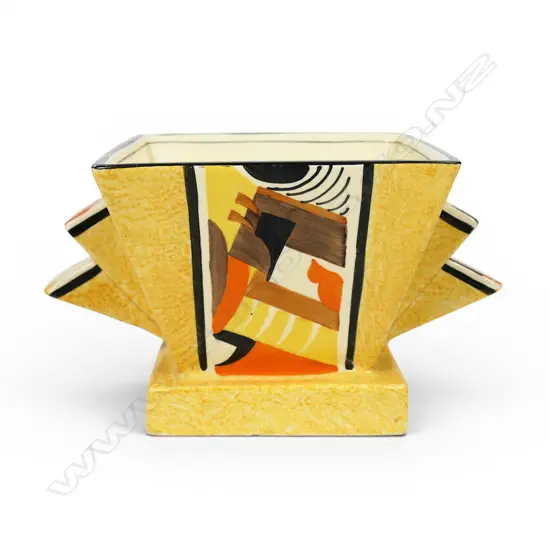 Clarice Cliff Bizarre 'Xavier' pattern shape 515 finned vase,