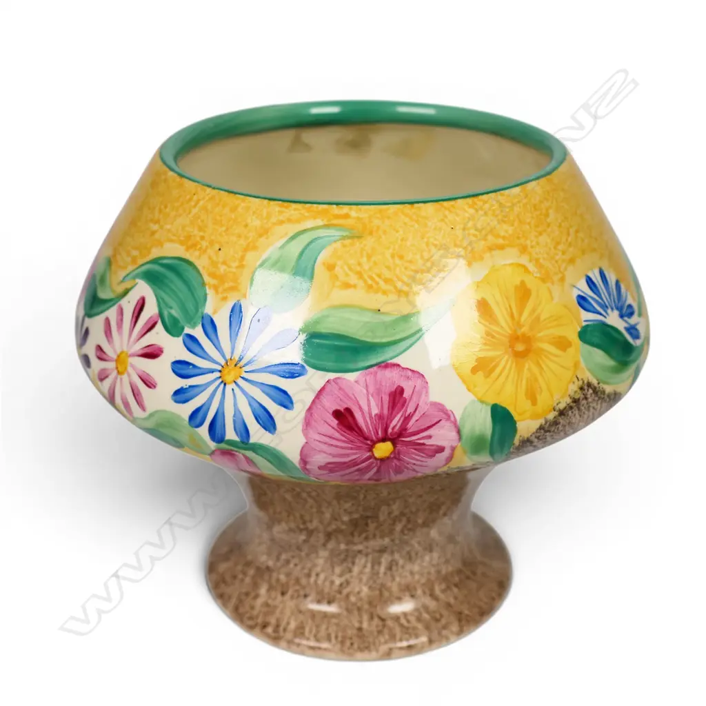 Clarice Cliff Bizarre 'Petunia' pedestal footed vase, Image 1++