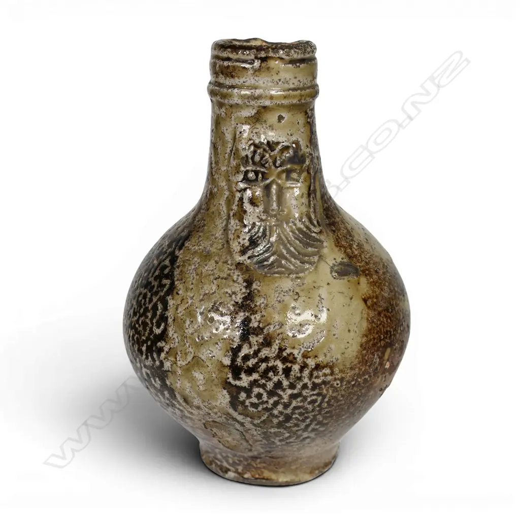 A 17th/18thC pottery Bellarmine, Image 1++