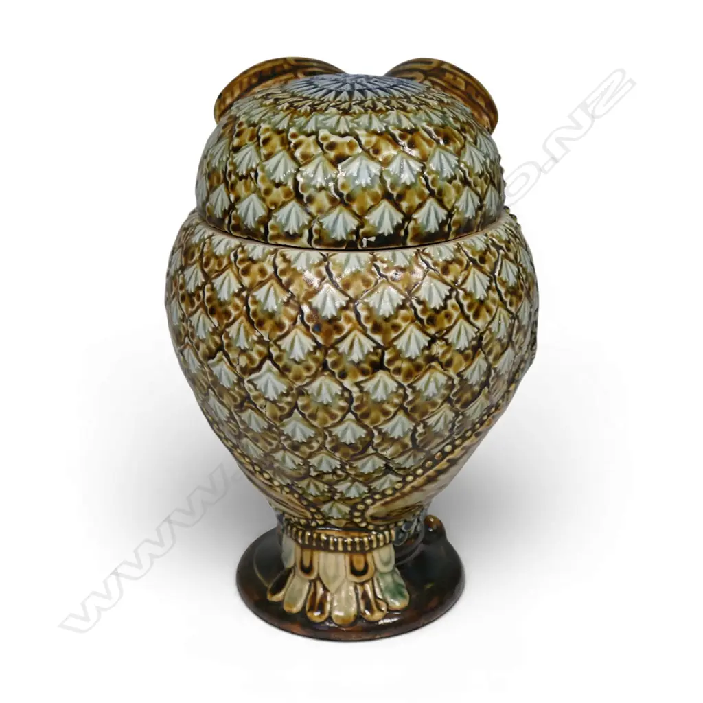 A 19thC Doulton Lambeth stoneware lidded owl (tobacco) jar, Image 1++