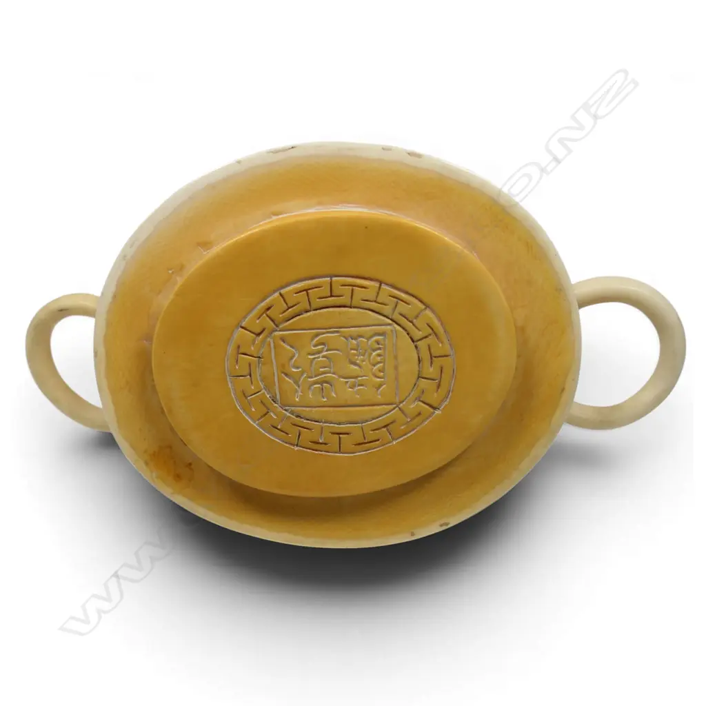 An early 20thC impressive Chinese carved ivory censor, Image 1++