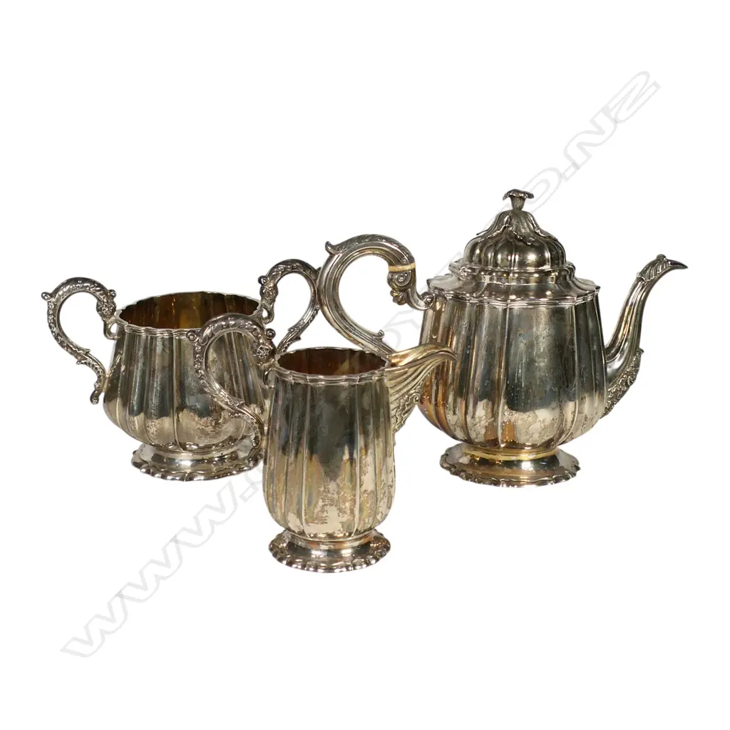William IV elegant silver three piece tea set, Image 1++