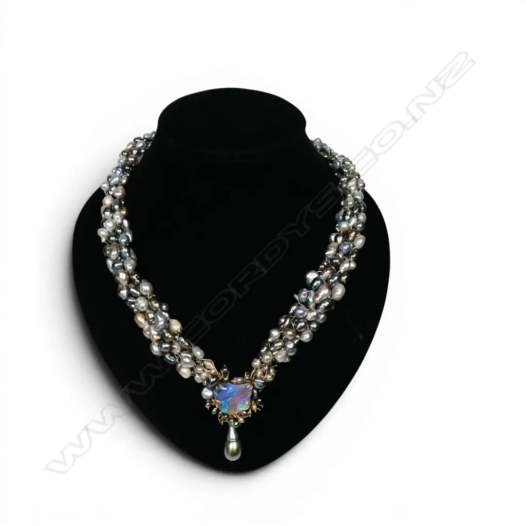 An original Simon Misdale 18ct gold pearl and opal necklace, Image 1++