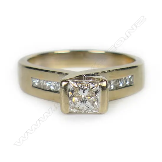 An 18ct white gold and diamond ring,