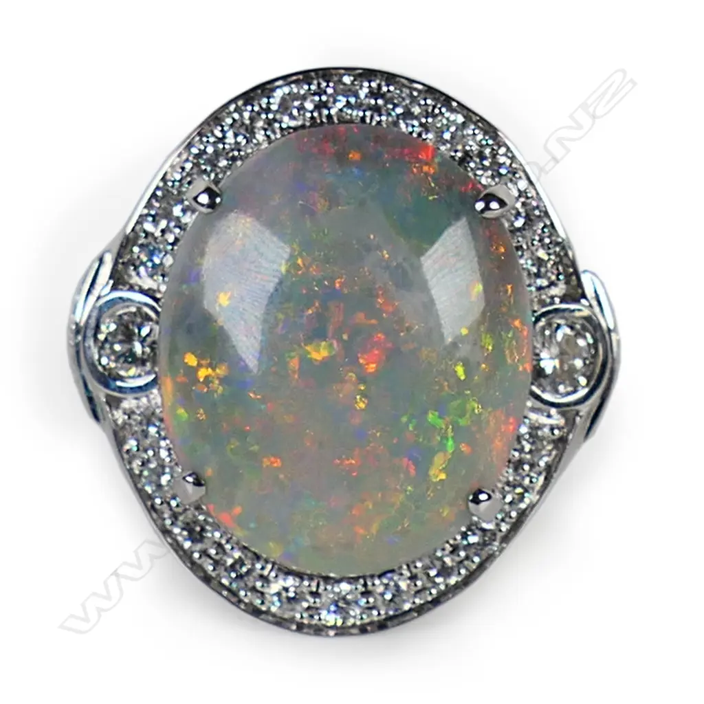 An impressive 18ct white gold opal and diamond ring, Image 1++