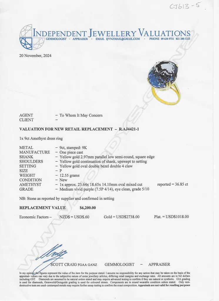 A 9ct gold and amethyst dress ring, Image 1++