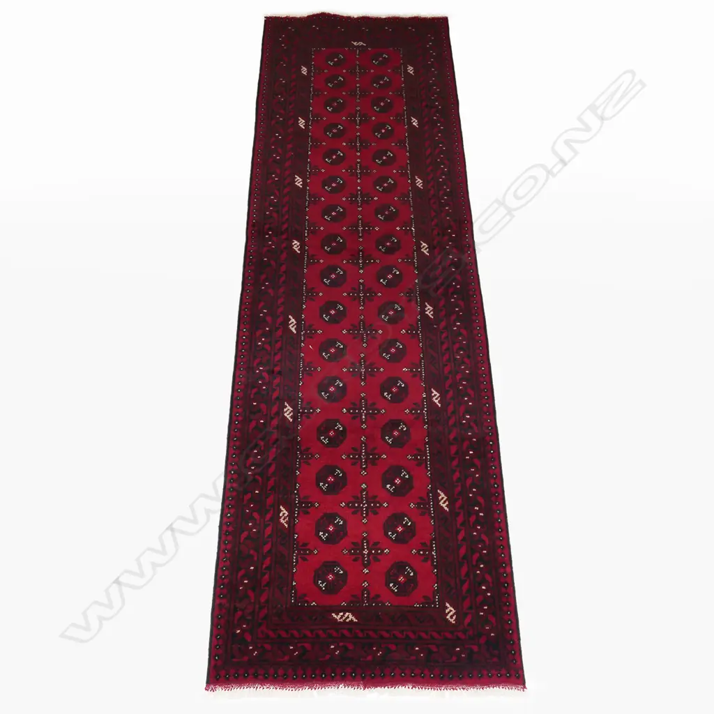 A hand-knotted Turkman runner, Image 1++