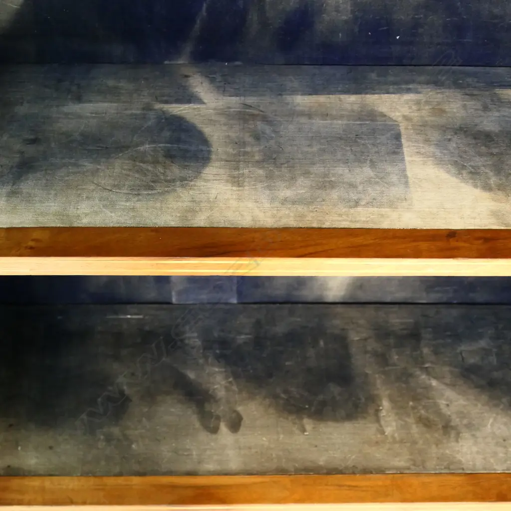 A Victorian walnut pier cabinet, Image 1++
