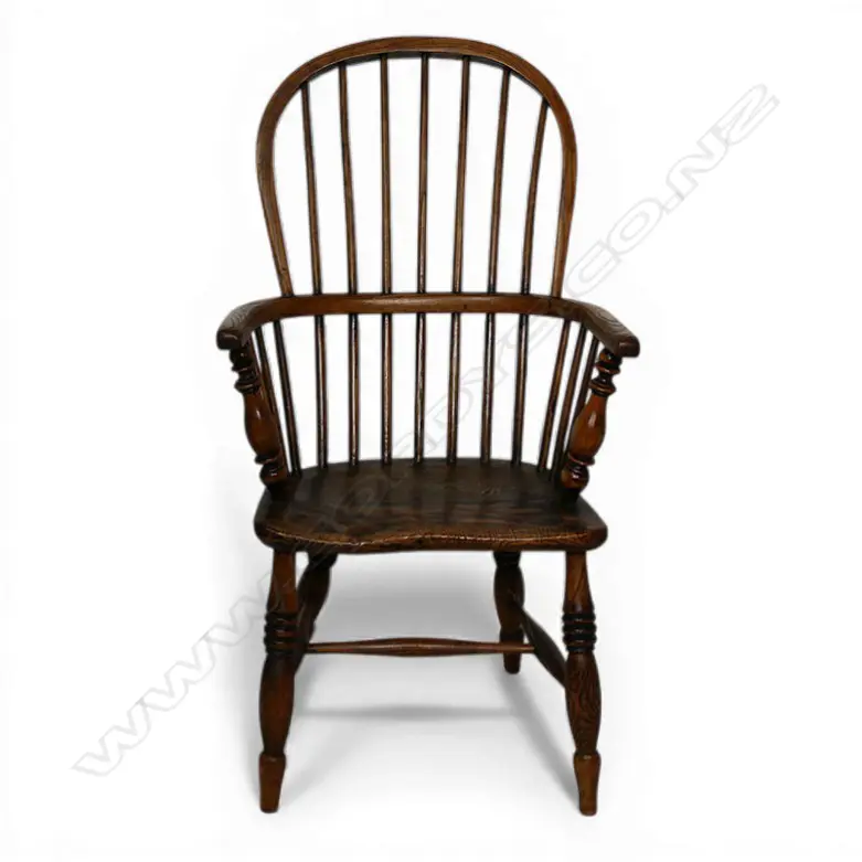 A George III elm high stick back Windsor armchair, Image 1++
