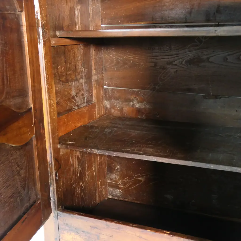 A 19thC French oak country armoire, Image 1++