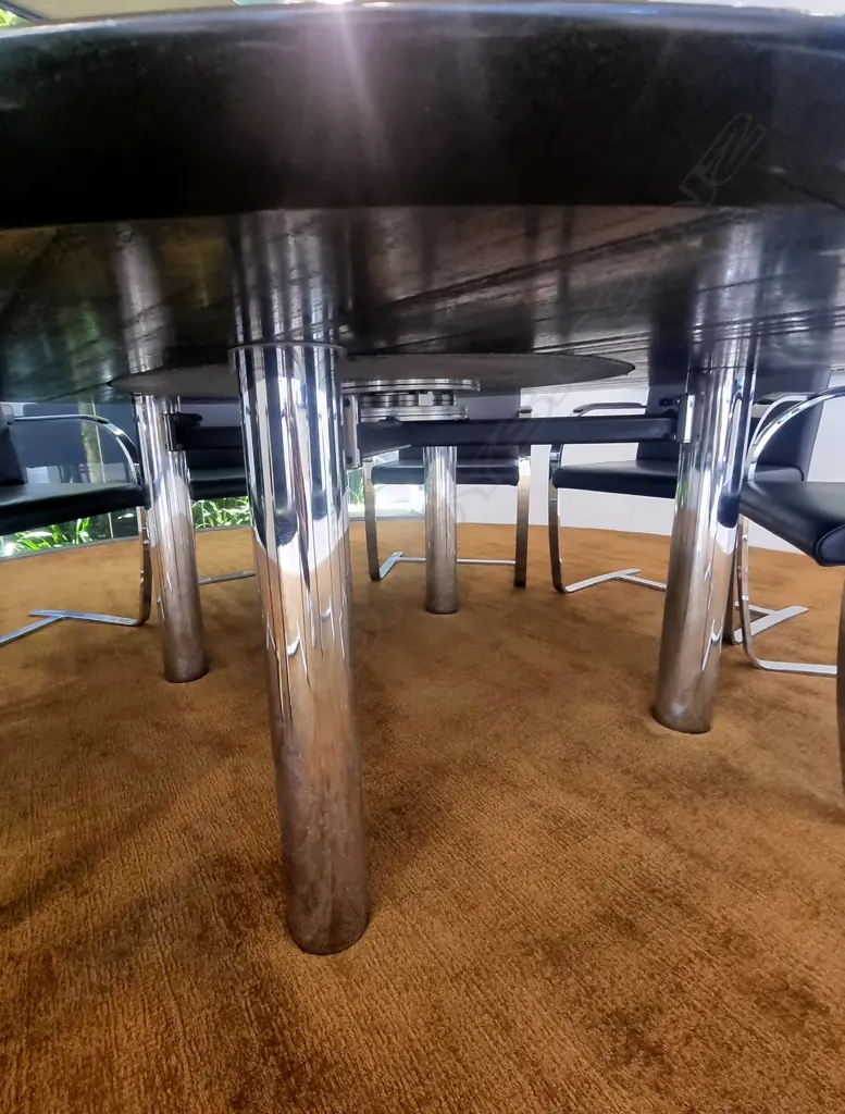 A modern designer circular granite dining table Image 1++