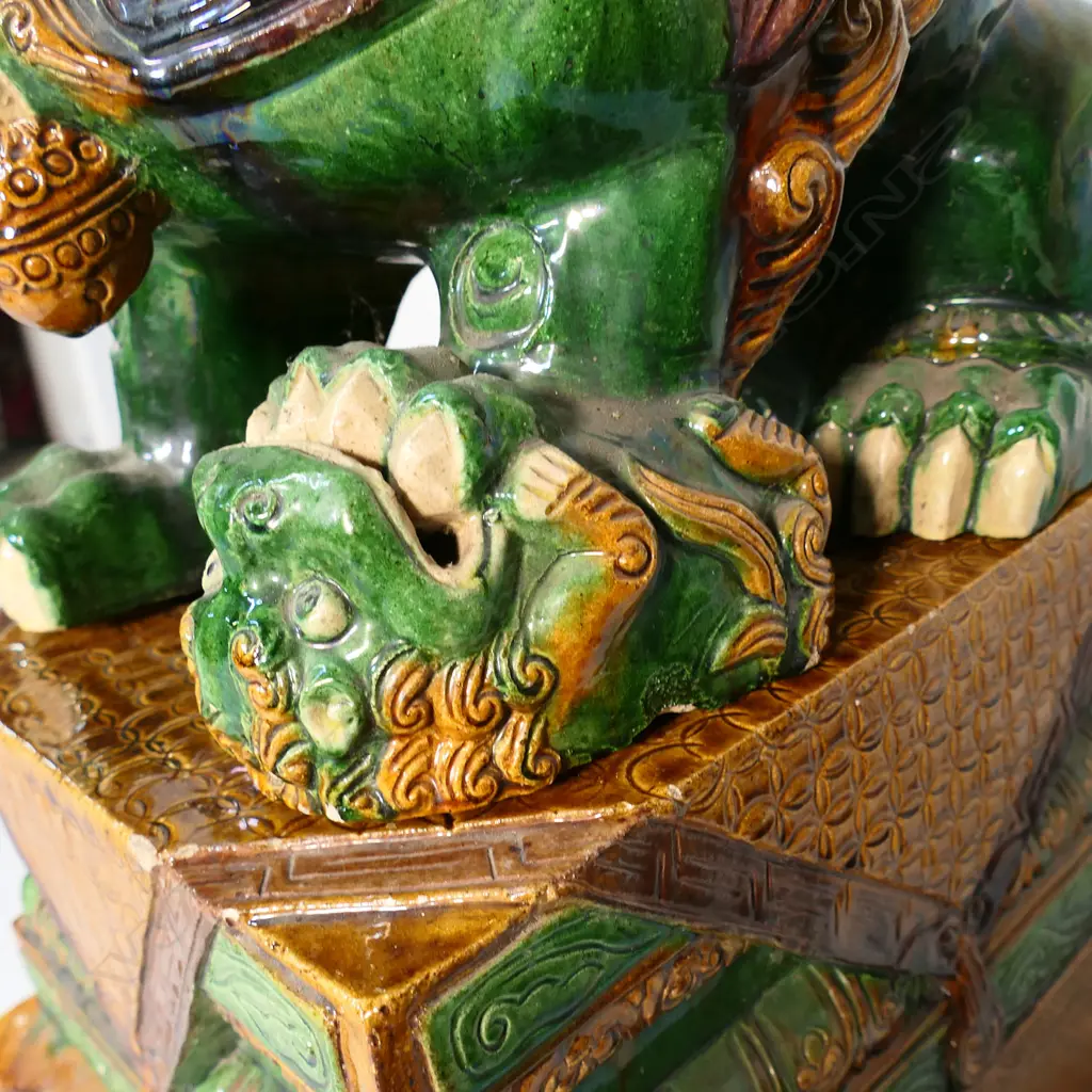 A pair of large vintage Chinese sancai glazed fu dogs on stands, Image 1++