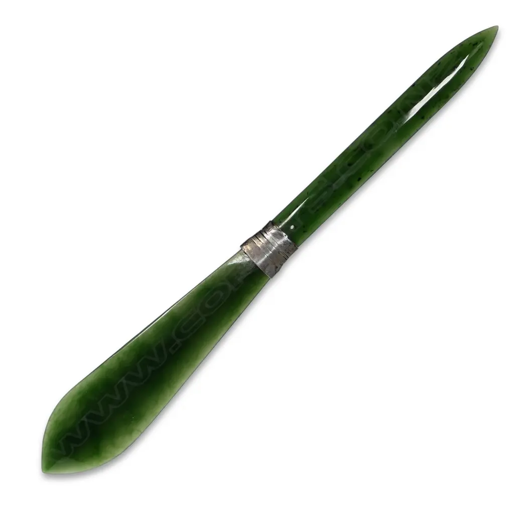An early 20thC pounamu letter opener / paper knife, Image 1++