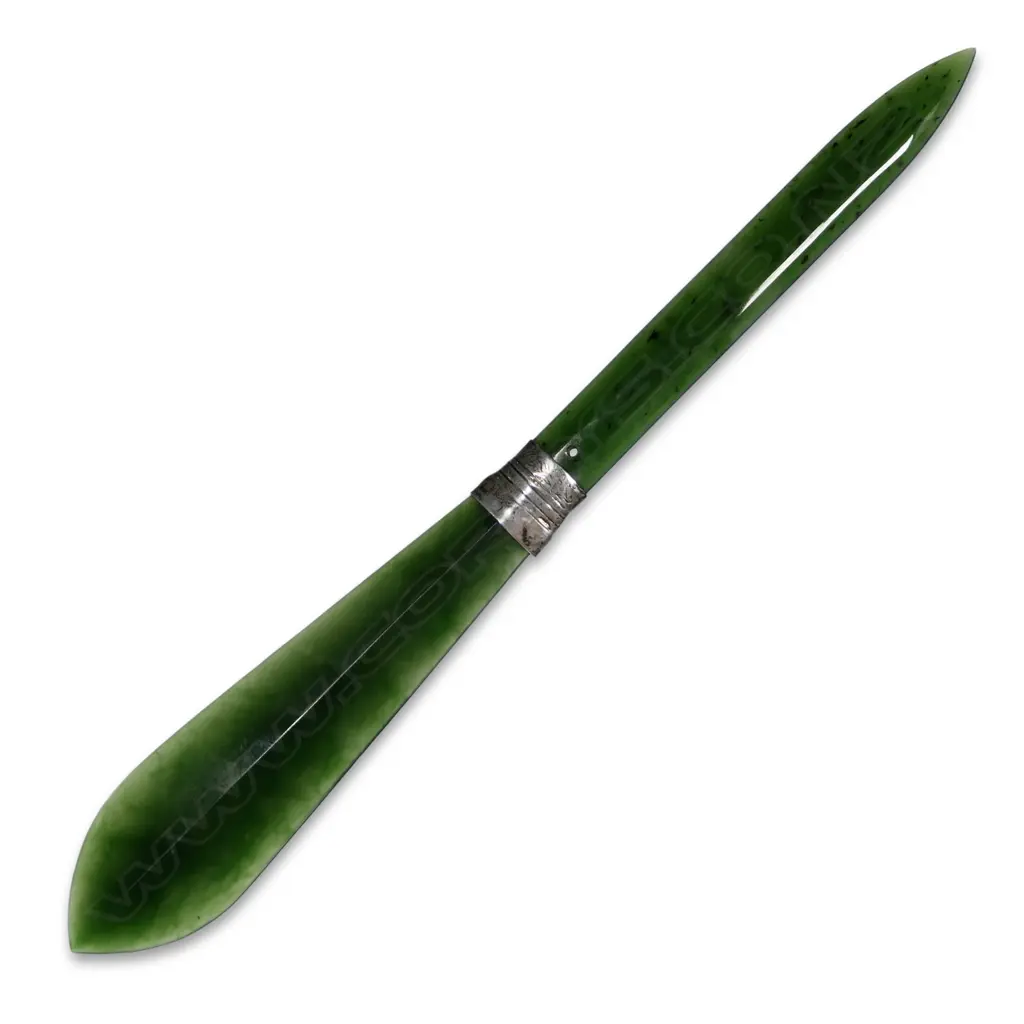 An early 20thC pounamu letter opener / paper knife, Image 1++
