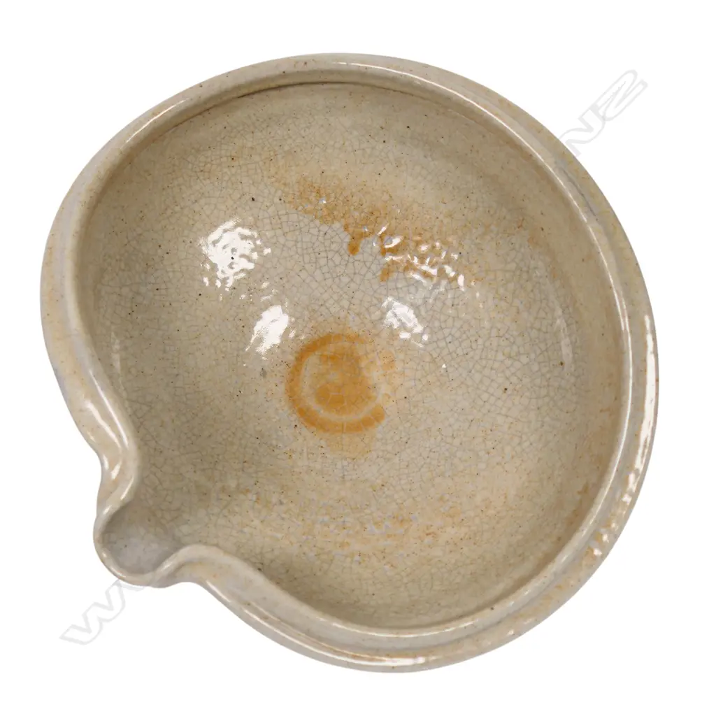Len Castle 1980's free form pouring bowl, Image 1++