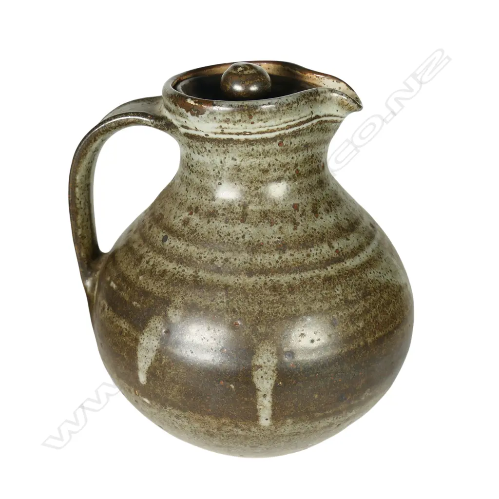 Len Castle coffee pot, Image 1++