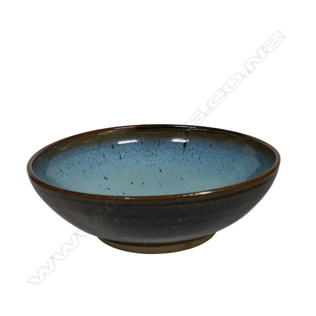 Peter Stichbury bowl, Image 1++