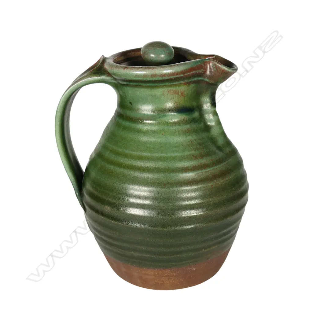 Warren Tippett coffee pot, Image 1++