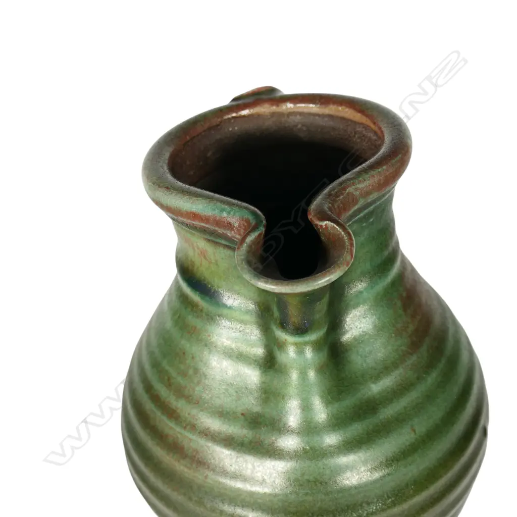 Warren Tippett coffee pot, Image 1++