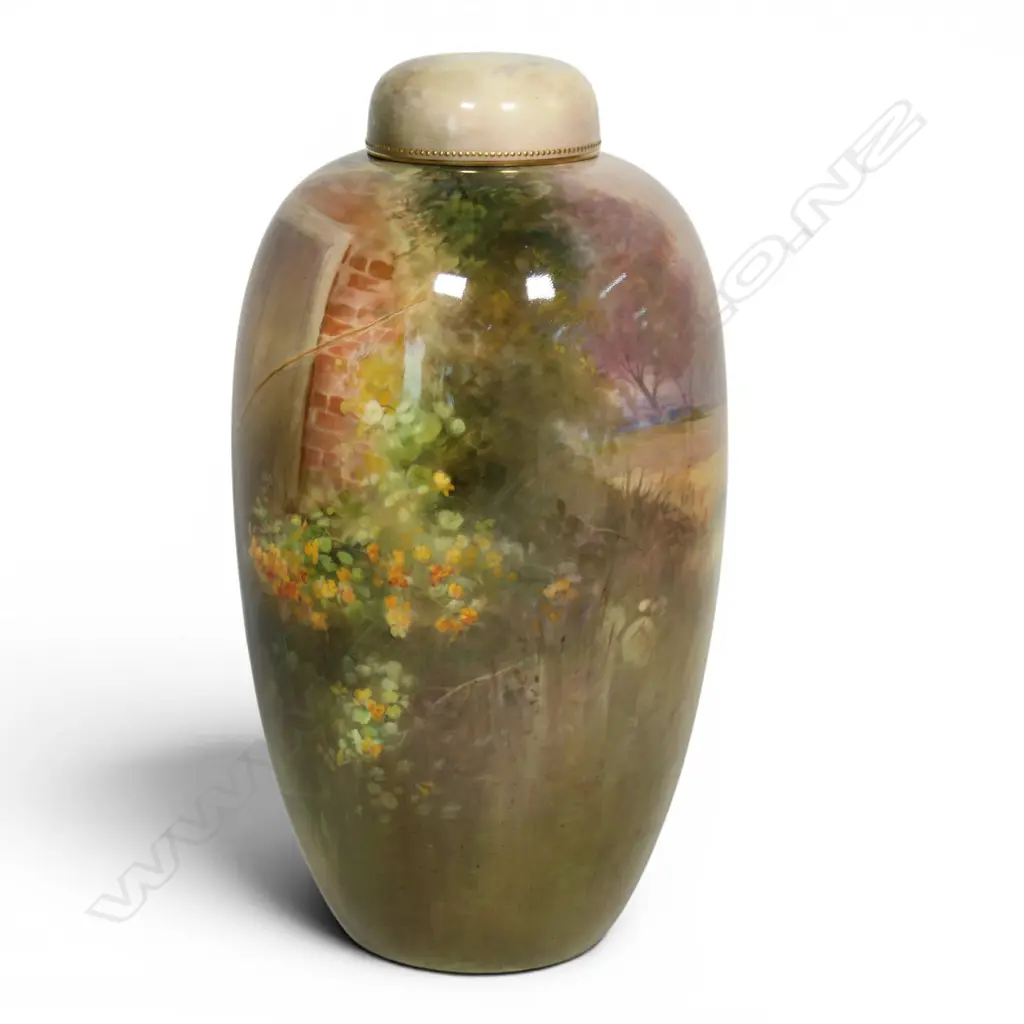 A good quality Royal Doulton hand painted white bone china baluster vase and cover, Image 1++