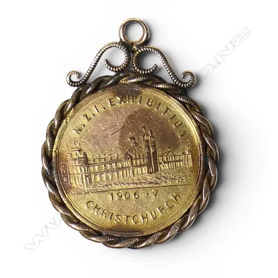 A 12ct gold New Zealand Christchurch Exhibition 1906/1907 medallion,