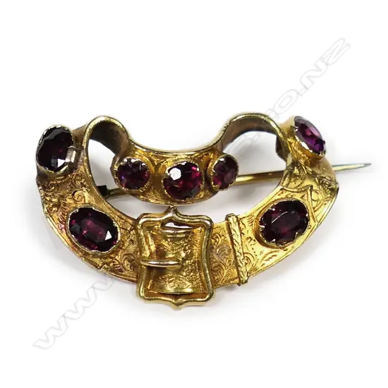 A Victorian 15ct gold Scottish belt brooch with garnets,