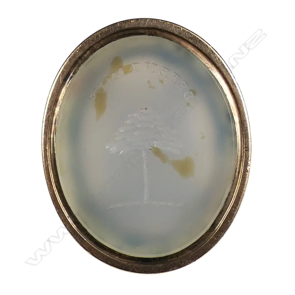 A large early 19thC 15ct gold intaglio cut chalcedony seal, Image 1++
