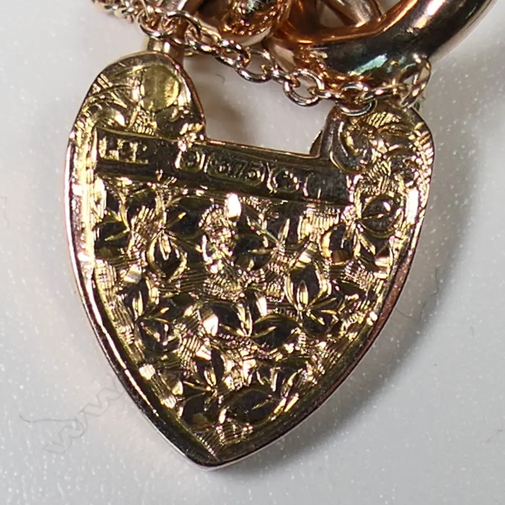 An early 20thC 9ct rose gold Night and Day bracelet, Image 1++