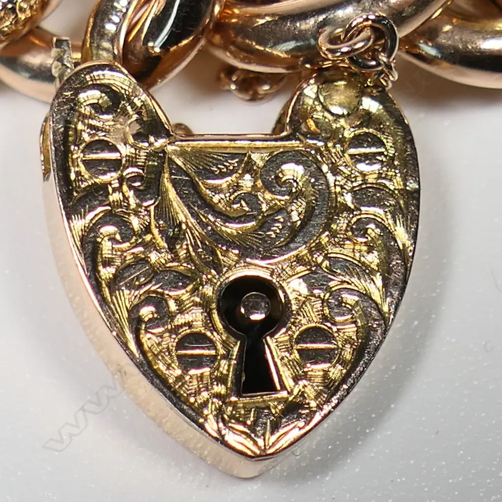 An early 20thC 9ct rose gold Night and Day bracelet, Image 1++