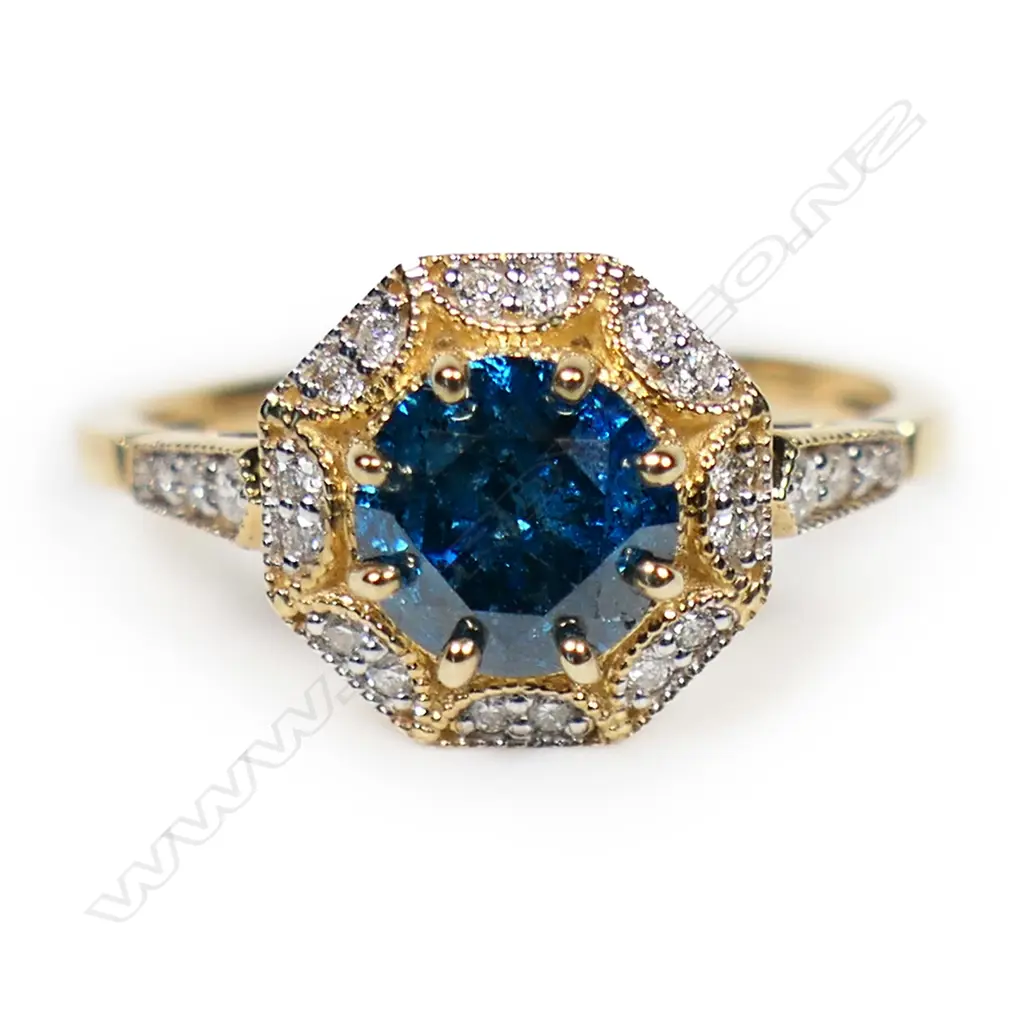 A 14ct gold and diamond antique style ring, Image 1++