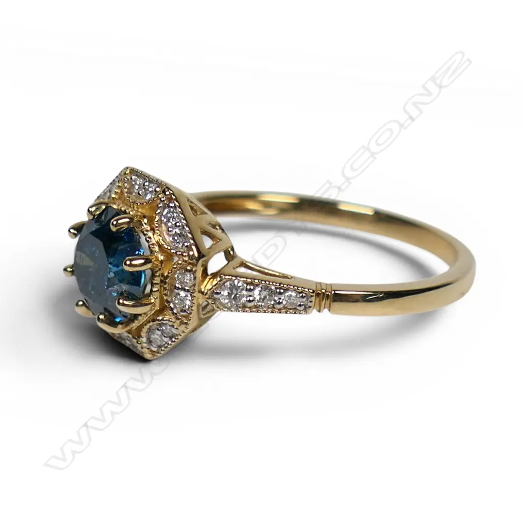 A 14ct gold and diamond antique style ring, Image 1++